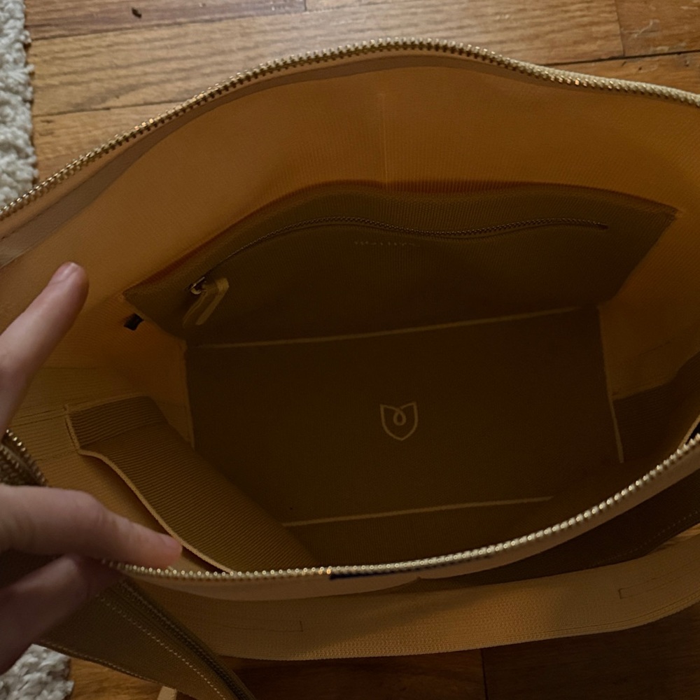 Rothy's Butter Yellow Shoulder Bag - Picture 3 of 6